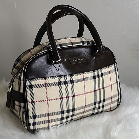 Burberry Handbags - 💯 Authentic Burberry Handbag 🍀